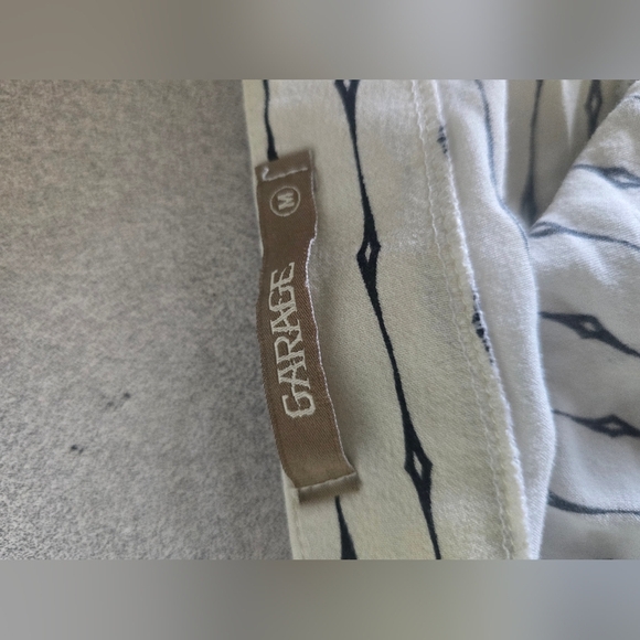 Garage Cream and Black Striped Tie-Back Blouse - Picture 6 of 6